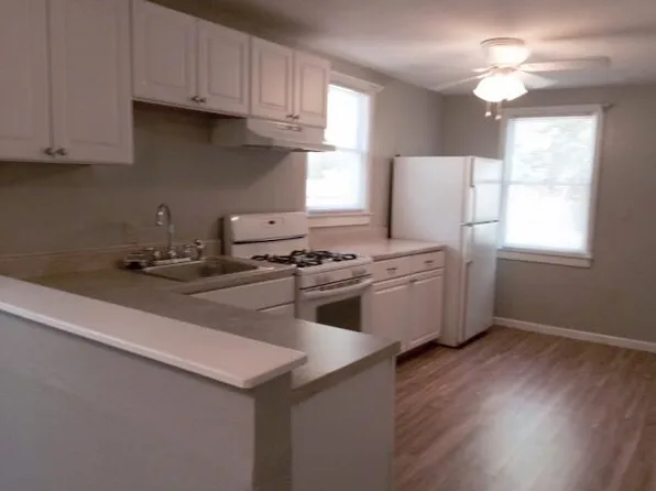 440 S Van Buren Ave, Saint Louis, MO 63122