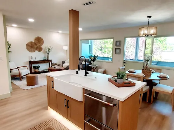 3033 Golden Rain Rd APT 4, Walnut Creek, CA 94595