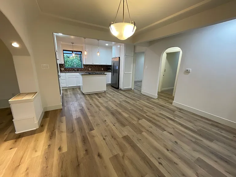 236 N Myers St — Photo 4