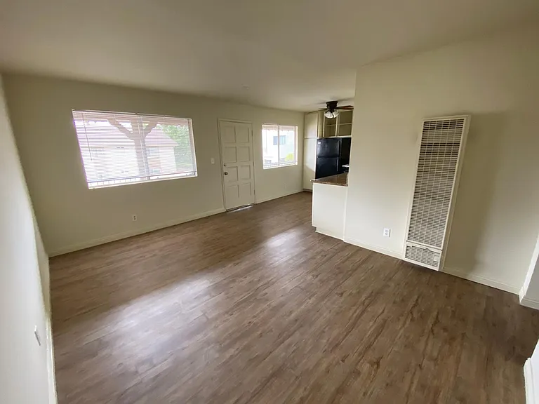 17622 Cameron Ln #23 — Photo 3