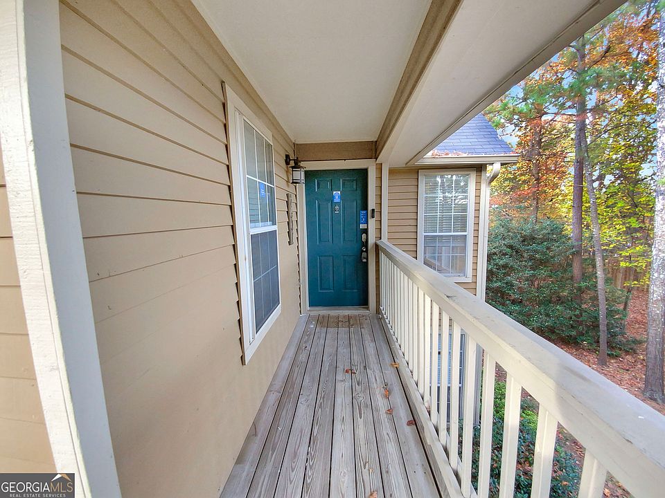 1st image of 2507 Country Park Dr SE