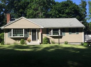 18 Upland Rd, Andover, MA 01810