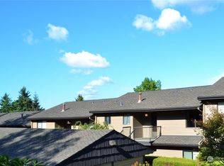 10632 Glen Acres Dr S, Seattle, WA