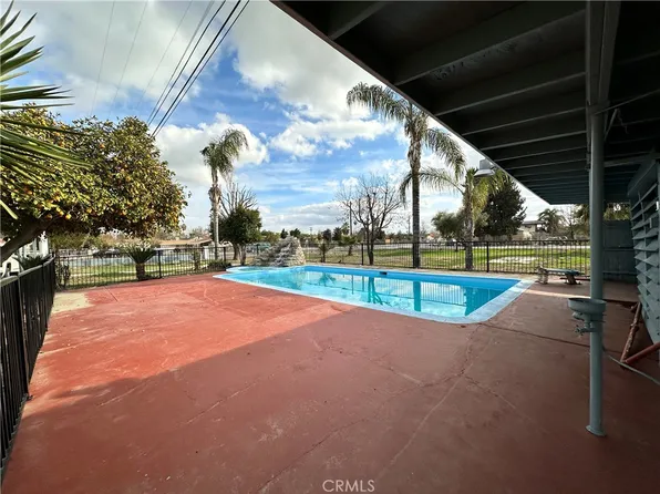 125 Sparks St, Bakersfield, CA 93307