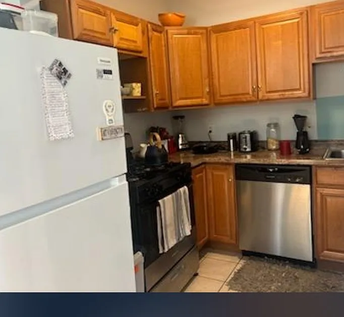 2 bed, $2,850 — Photo 2