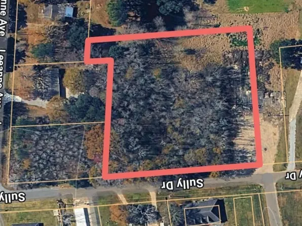 Sully Dr, Baton Rouge, LA 70818