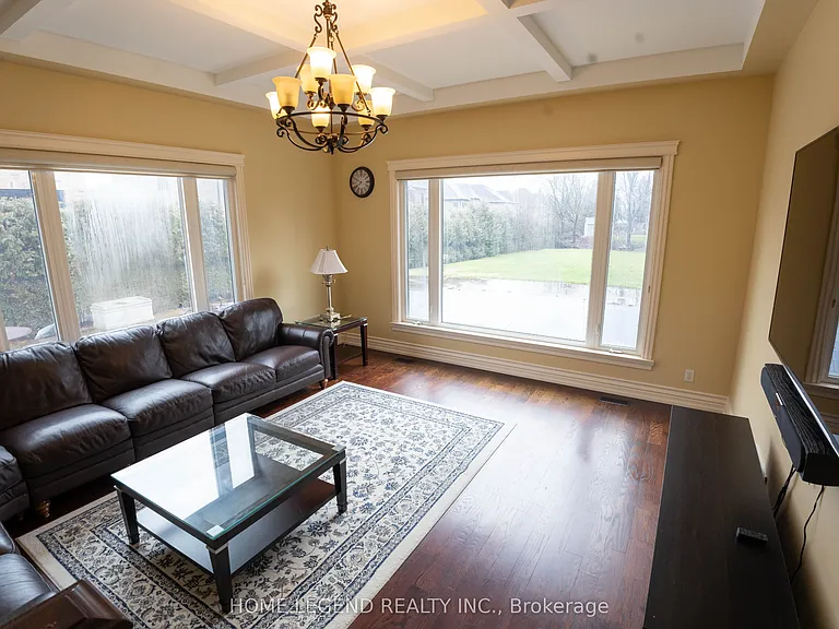 183 McClure Dr — Photo 4