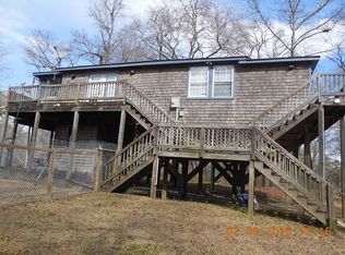 1545 Pinkney Rd, Burgaw, NC 28425