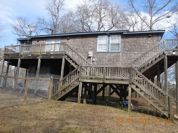 1545 Pinkney Rd, Burgaw, NC 28425