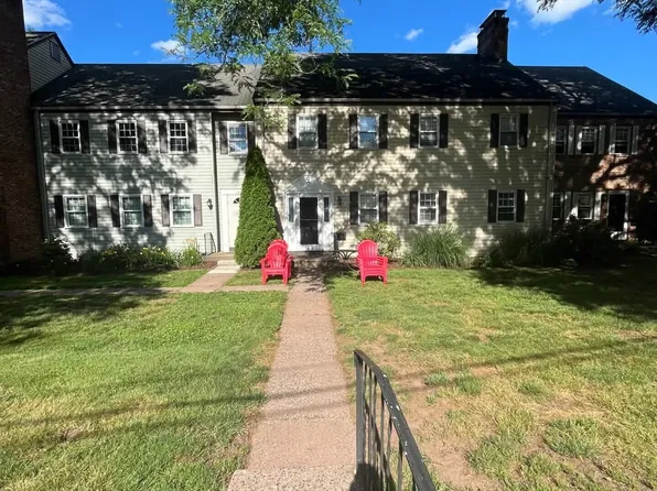 66 Willieb Street #66, Glastonbury, CT 06033