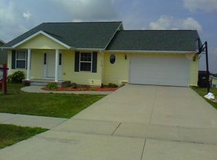 6718 Tennessee Dr SW, Cedar Rapids, IA 52404
