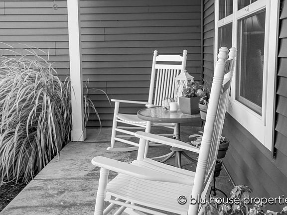 5th image of 2978 Adams St