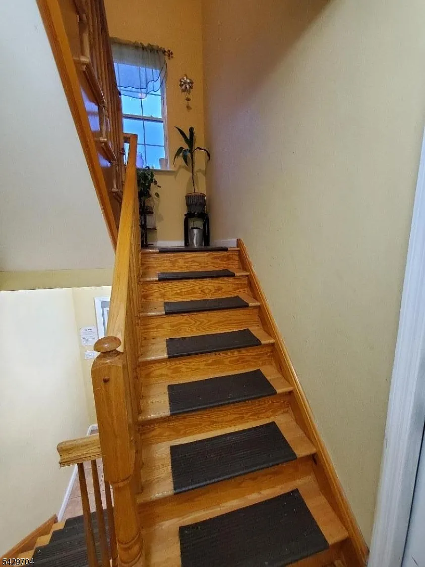 3 bed, 2.0 bath, $2,200 — Photo 3