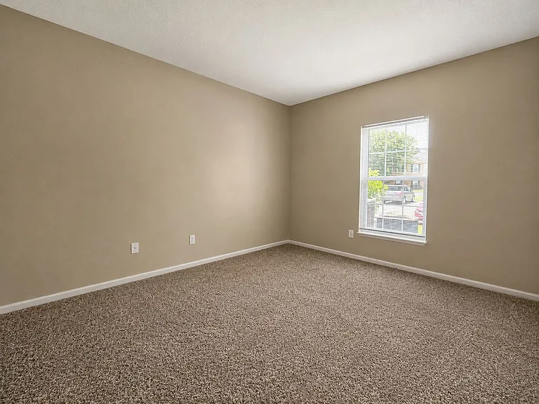 The Bradford at Easton Apartment Homes — Photo 17
