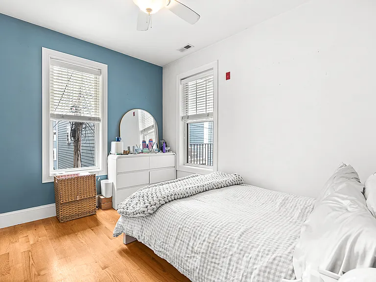 180 Gold St #3 — Photo 20