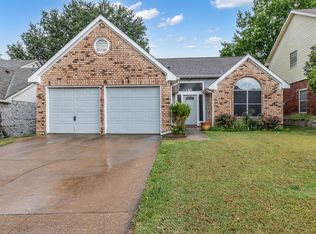 10101 Long Rifle Dr, Fort Worth, TX 76108