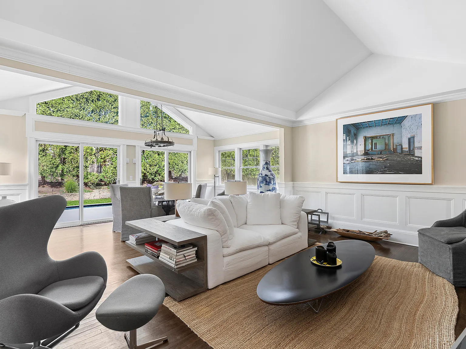 East Hampton Cottage — Photo 4