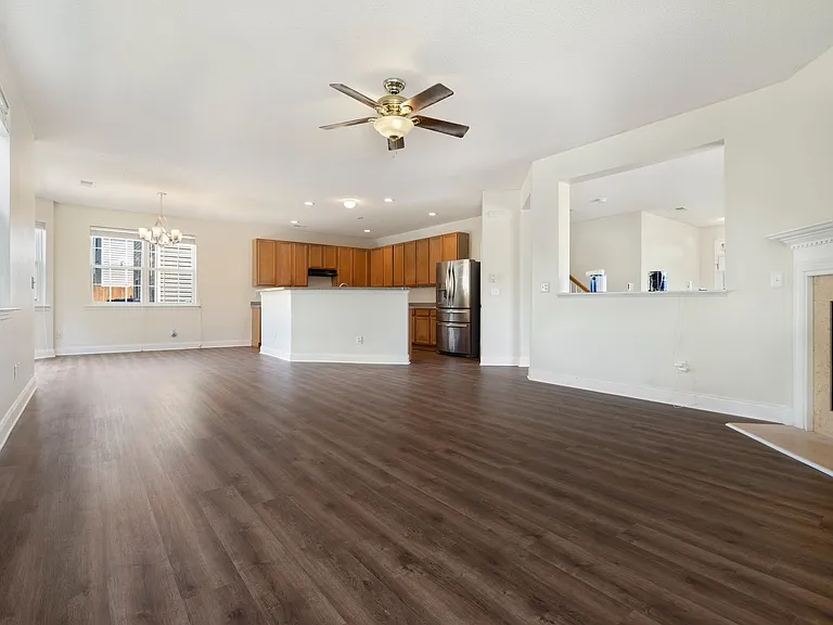 8843 Elizabeth Bennet Pl — Photo 4