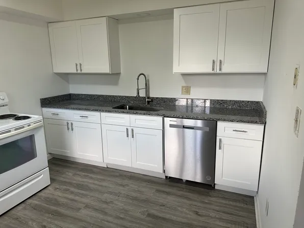 730 Edgemont Blvd #7, Lansing, MI 48917