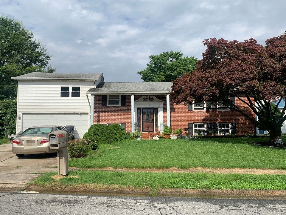 1st image of 13 Broadfield Dr