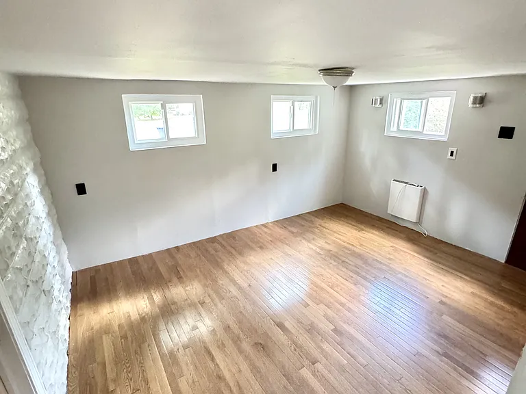 121 Peace Ln — Photo 10