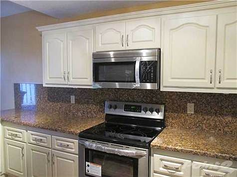 1st image of 680 NE 195th St #680