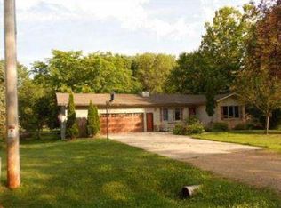 217 Lazy Lake Dr, Fall River, WI 53932
