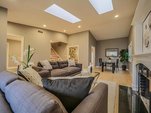 5th image of 5832 Cadiz Dr