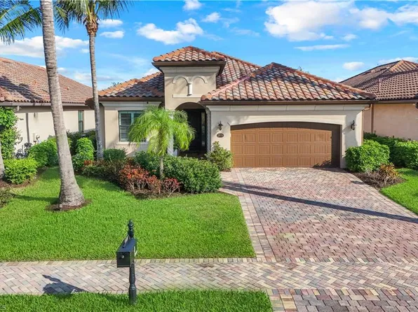 2978 Aviamar CIR, NAPLES, FL 34114