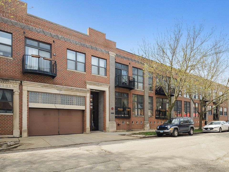 1st image of 612 N Oakley Ave #117