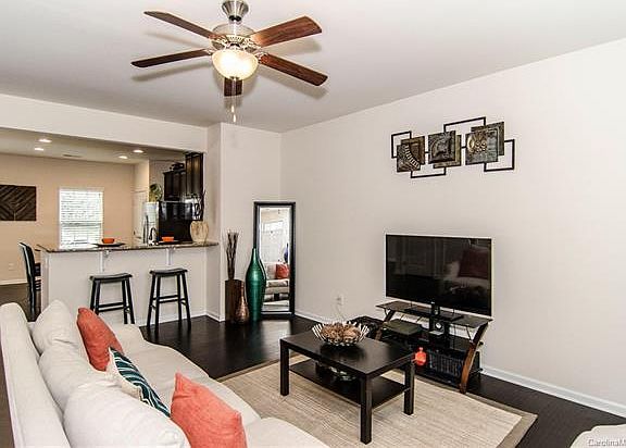 5th image of 9330 Lenox Pointe Dr #173