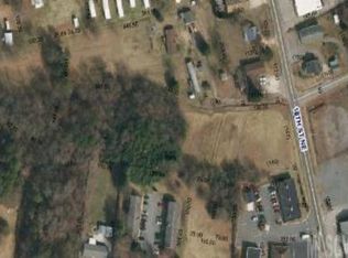 1237 16th St NE, Hickory, NC 28601