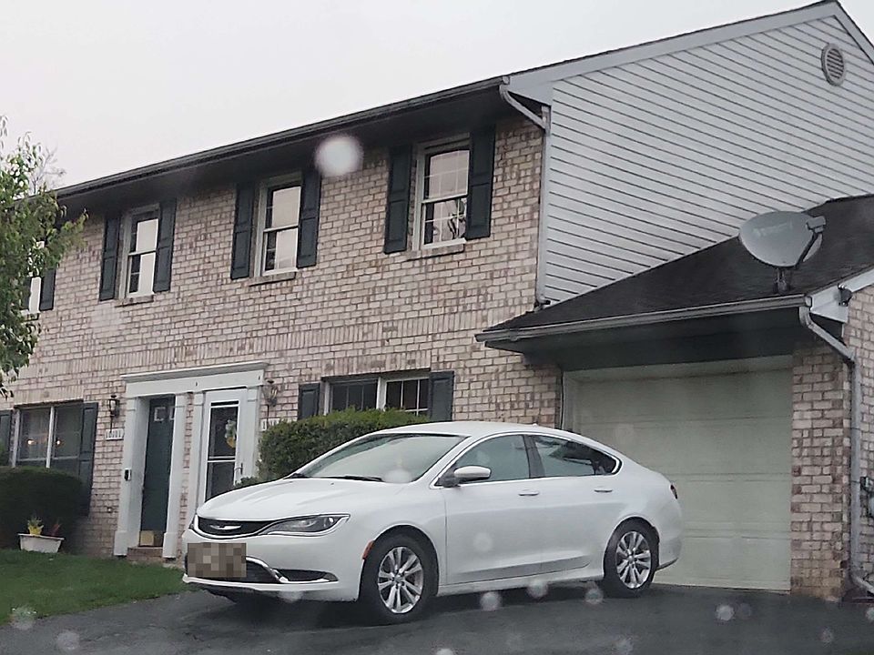 1st image of 10109 Saint George Cir