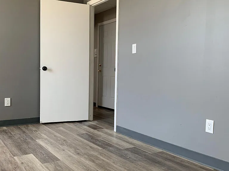 32 Chestnut St #27 — Photo 21