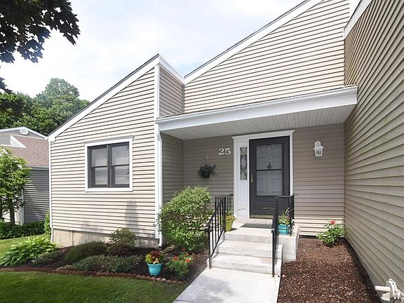 2nd image of 25 Brewster Woods Dr