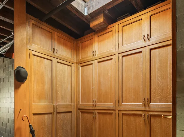 21 Bond Street image 18 of 21