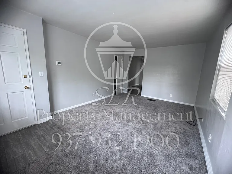 420 E Siebenthaler Ave #2 — Photo 3