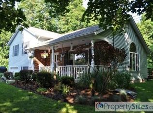 13B Mountainville Rd, Danbury, CT 06810