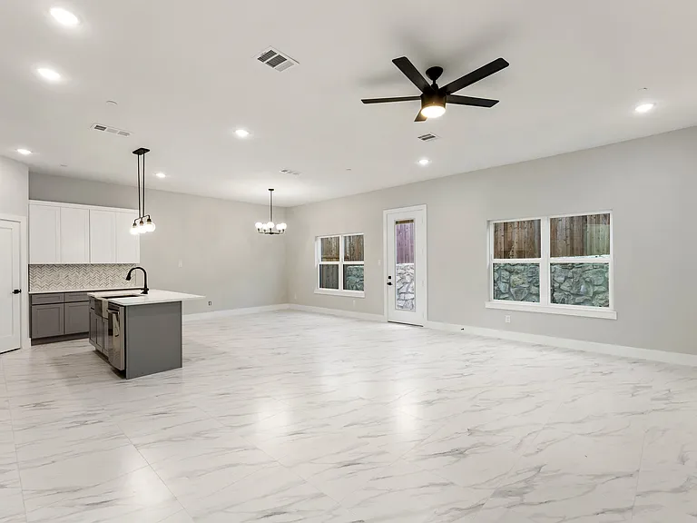 2378 Usman Dr — Photo 5