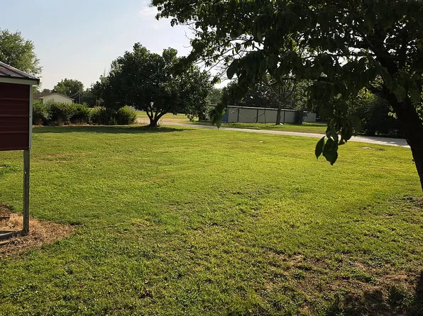 1405 Jones St, Corning, AR 72422