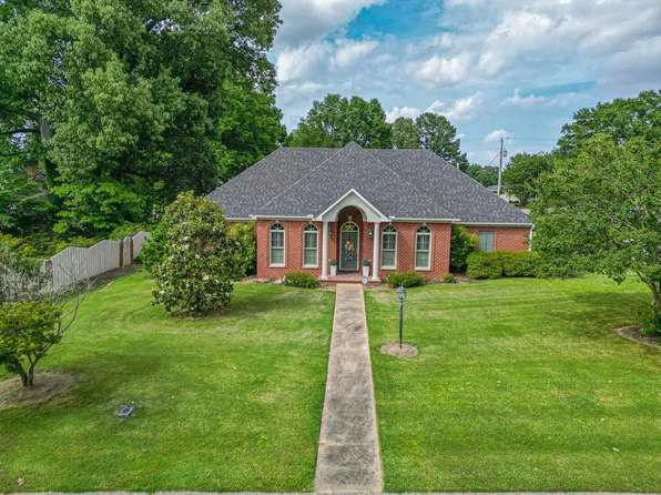 492 Lee Dr, Alamo, TN 38001