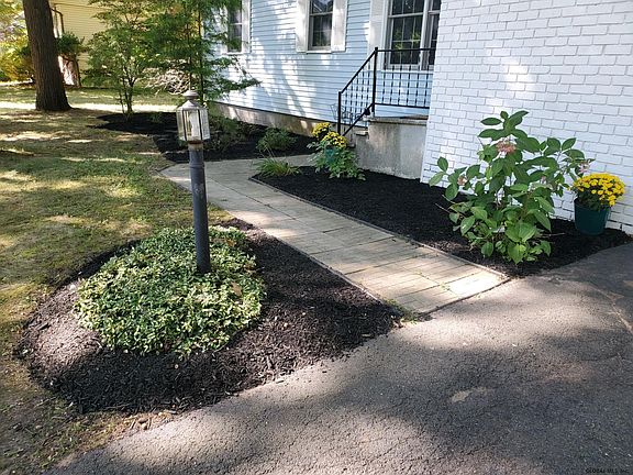 3rd image of 22 Linden Ct
