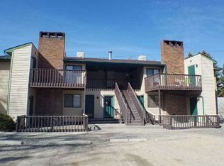1321 1/2 17th St APT A, Cody, WY 82414