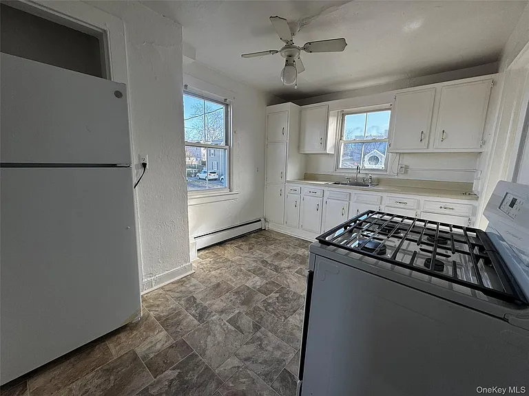239 W Main St #3 — Photo 6