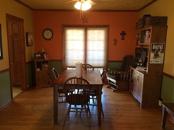 4th image of 449 NW 10th Ave
