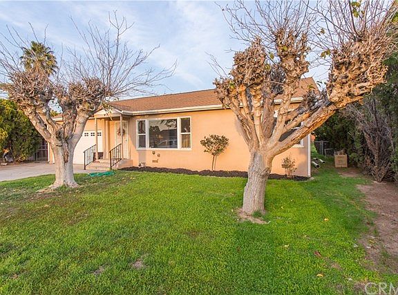 2nd image of 7495 Lillian Ln