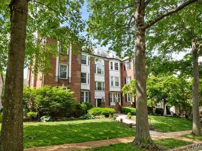 7520 Oxford Dr APT 3W, Saint Louis, MO, 63105