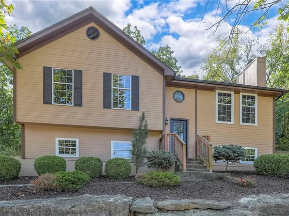 401 S Minter Rd, Grain Valley, MO 64029