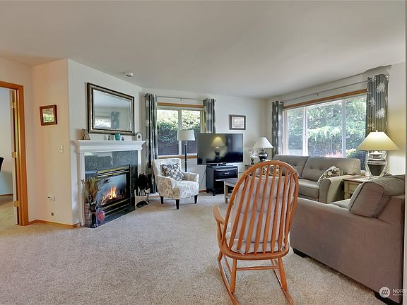 4th image of 8919 223rd Street Ct E