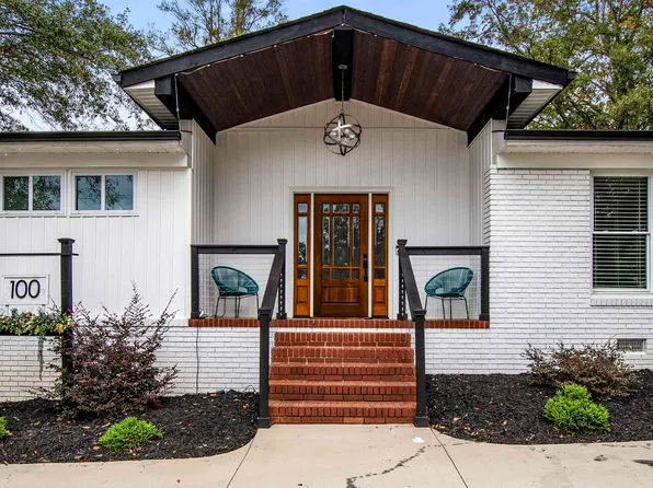 100 Highland Rd, Easley, SC 29640